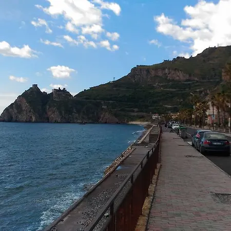 Le Sorelle Santa Teresa Di Riva Exterior photo
